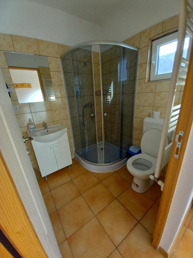 Casa Din Barcut 게스트하우스 외부 사진